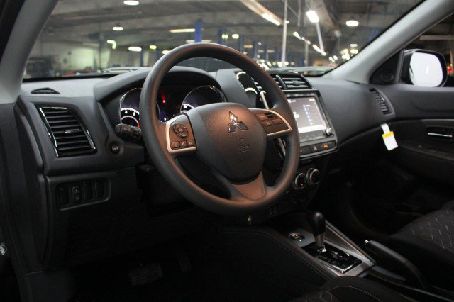 New 2026 Mitsubishi Outlander Sport ES image 5