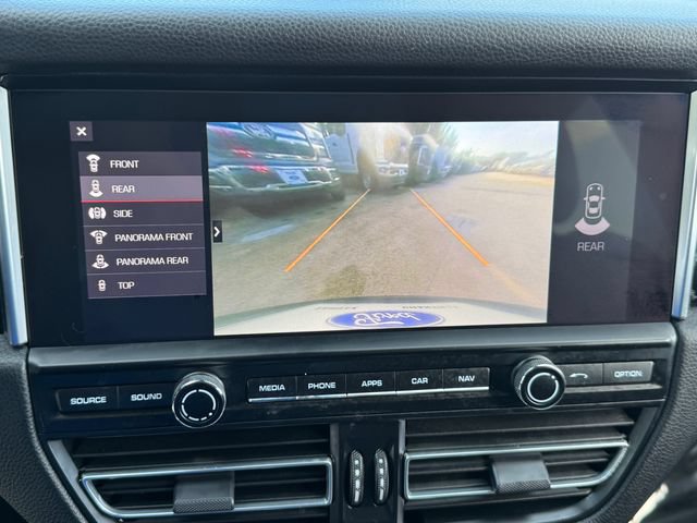 Used 2021 Porsche Macan AWD/4WD image 26