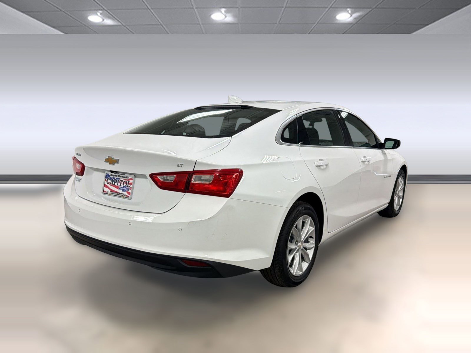 Used 2025 Chevrolet Malibu LT FWD image 8