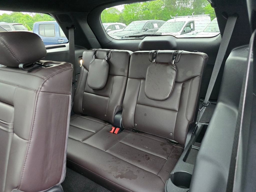 Used 2025 Ford Explorer Platinum AWD/4WD image 11