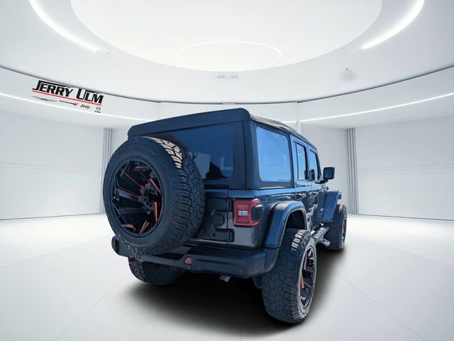 Used 2021 Jeep Wrangler Unlimited Rubicon image 3