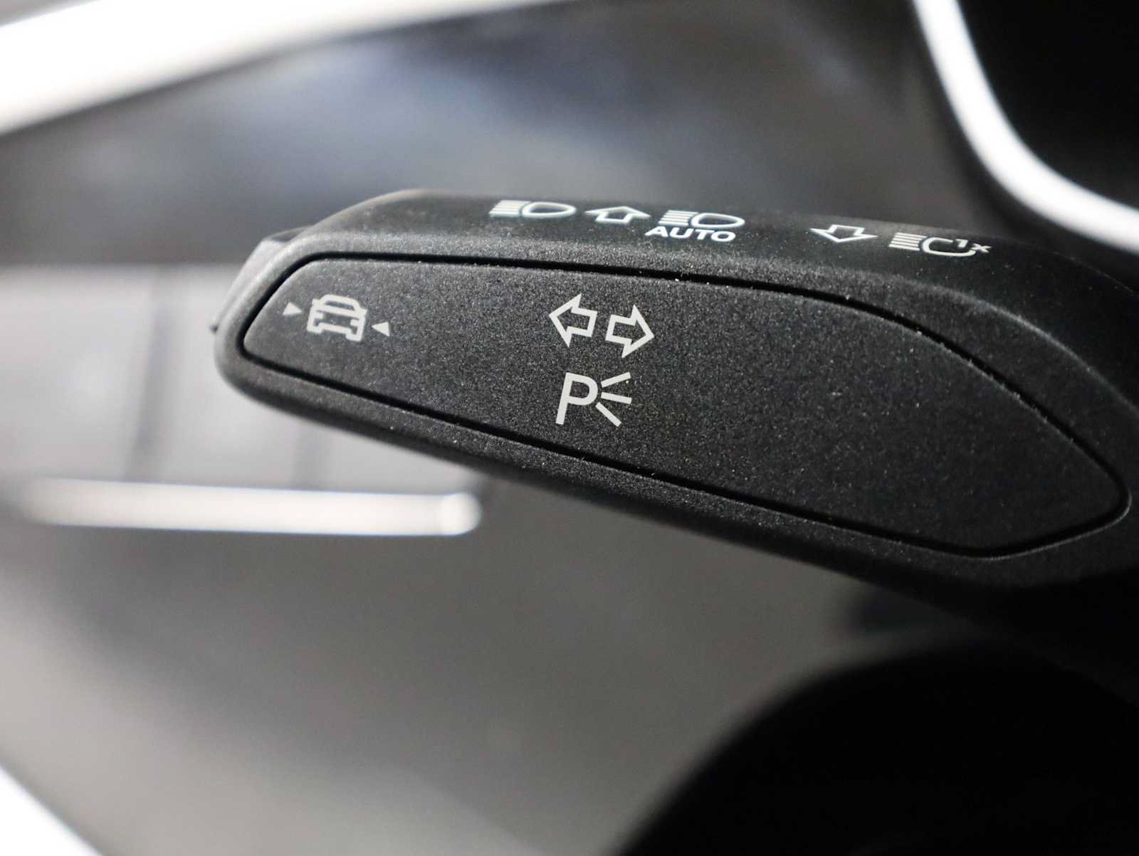 Certified 2025 Audi Q3 2.0T Premium w/ Convenience Package AWD/4WD image 27