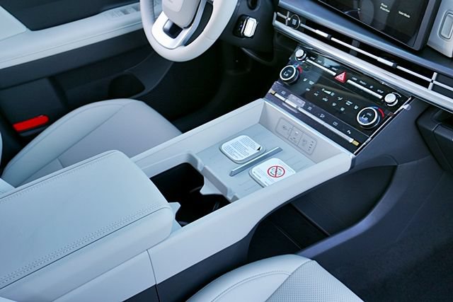 New 2026 Hyundai Santa Fe SEL AWD/4WD image 14