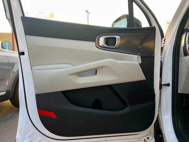 Certified 2022 Kia Sorento S image 11