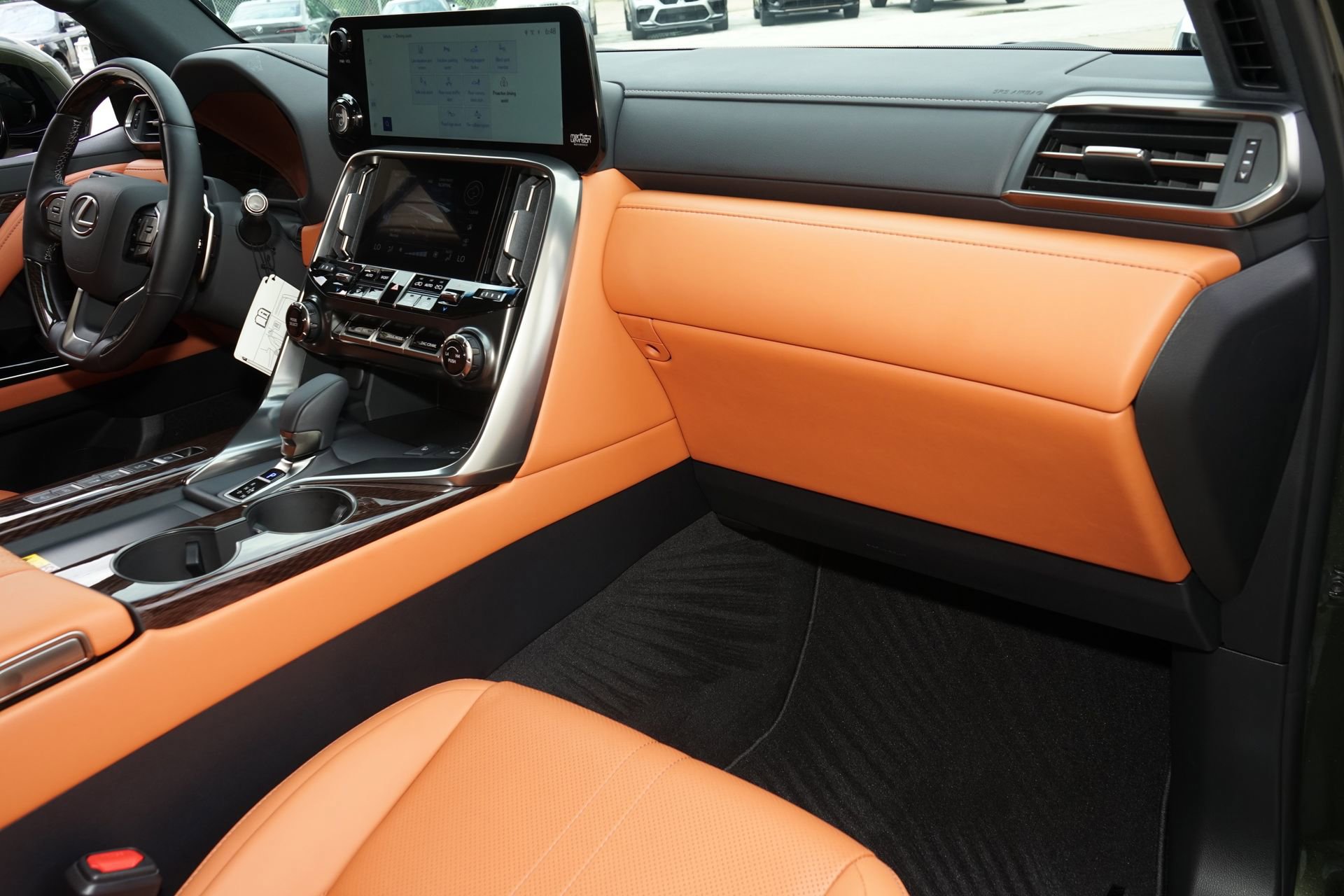 Used 2026 Lexus LX 700h Ultra Luxury AWD/4WD image 11