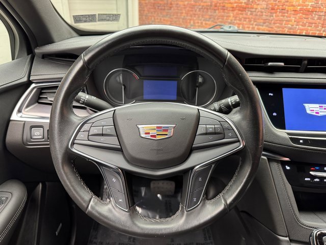 Used 2022 Cadillac XT5 Luxury image 14