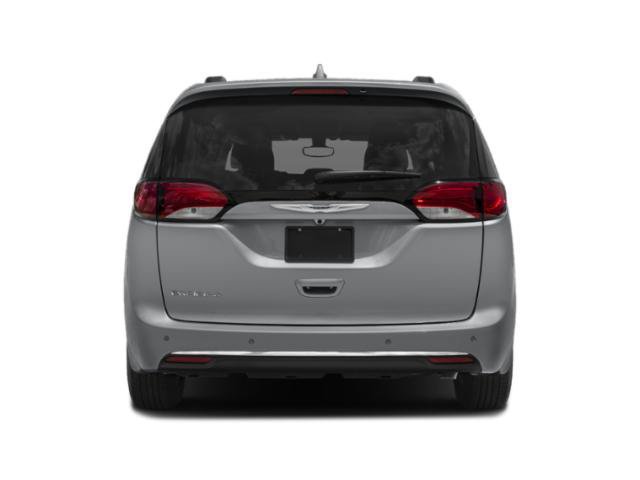 Used 2018 Chrysler Pacifica Touring-L Plus FWD image 7