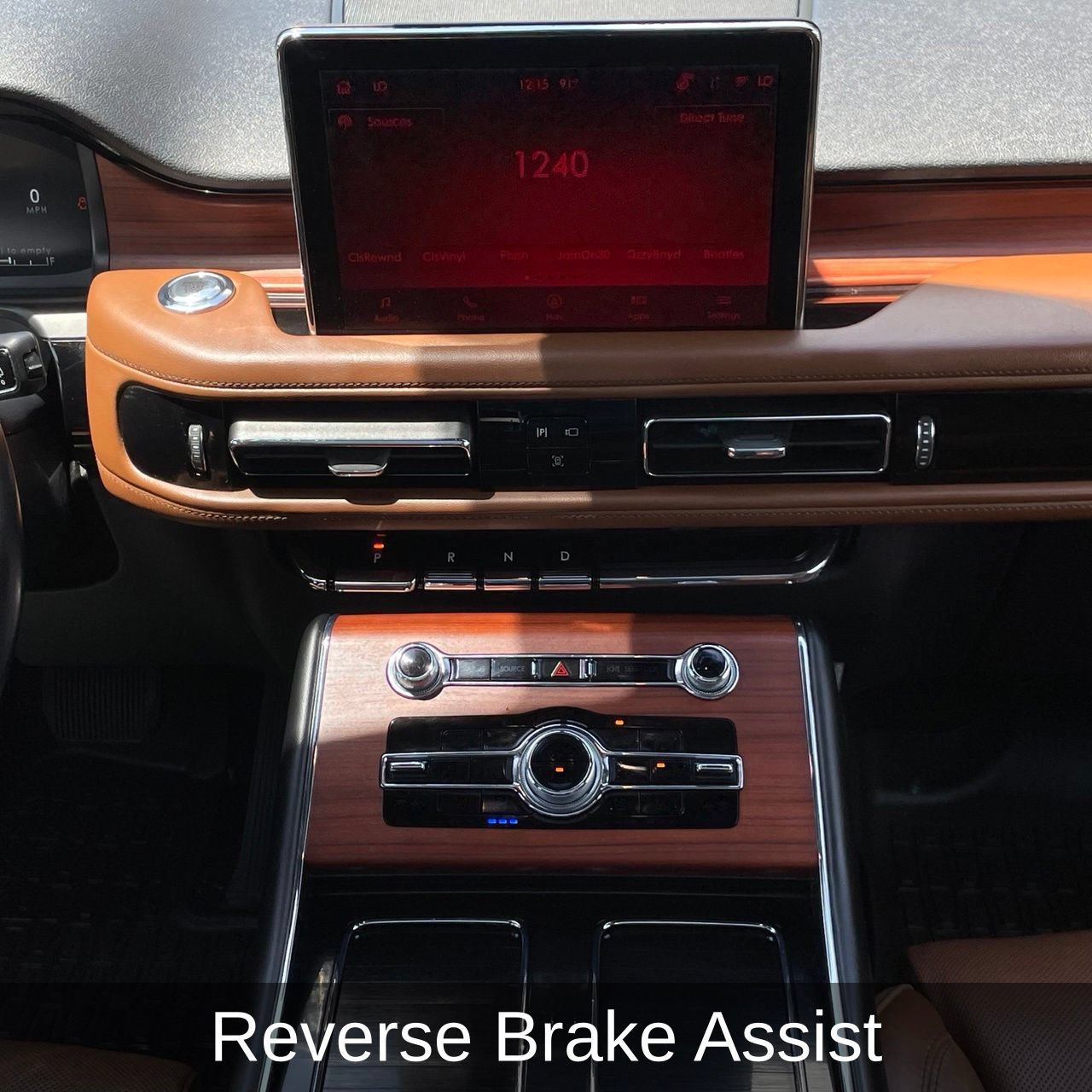 Used 2023 Lincoln Aviator Reserve w/ Equipment Group 201A AWD/4WD image 17