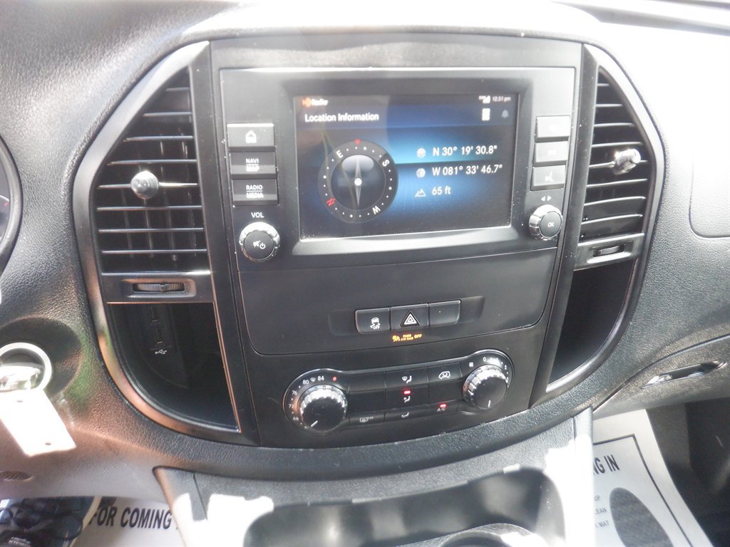 Used 2022 Mercedes-Benz Metris image 14