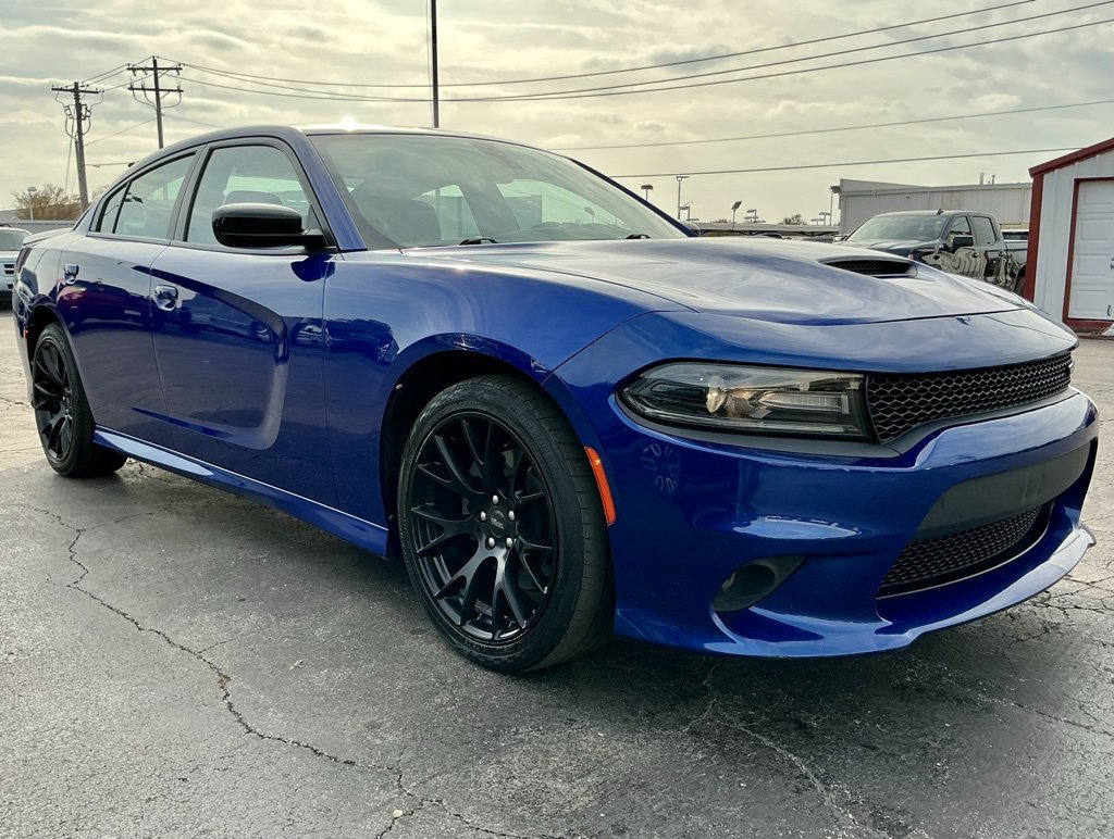 Used 2018 Dodge Charger SXT Plus w/ Blacktop Package image 6