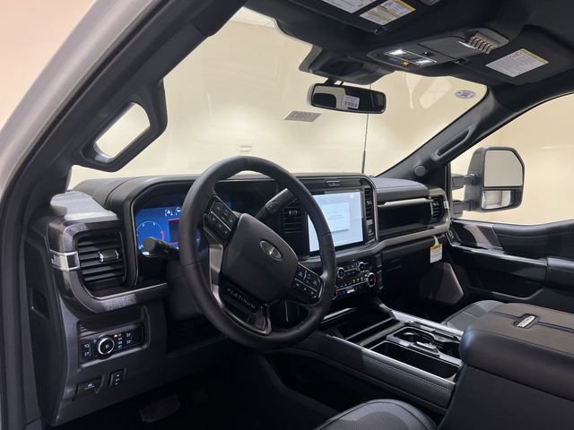 New 2027 Ford F550 4x4 Crew Cab image 9