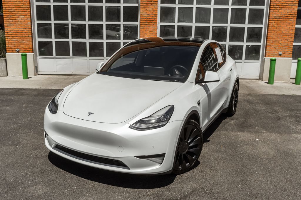 Used 2020 Tesla Model Y Performance AWD/4WD image 2