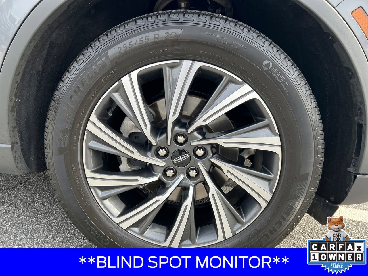 Used 2025 Lincoln Aviator Premiere w/ Equipment Group 101A image 13