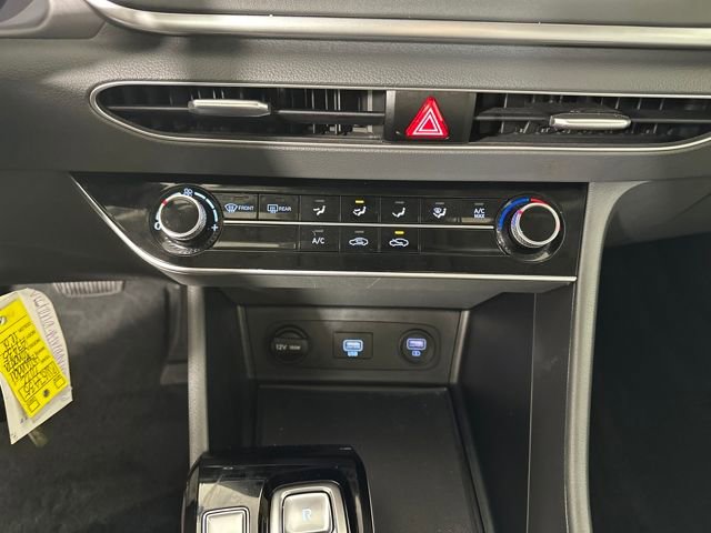 Used 2022 Hyundai Sonata SE image 23
