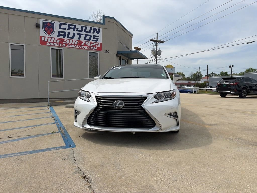 Used 2018 Lexus ES 350 w/ Navigation System Package FWD image 35