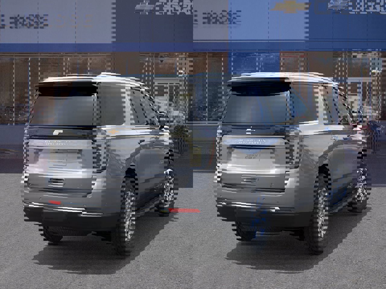 New 2026 Chevrolet Suburban LT w/ Comfort Package image 4