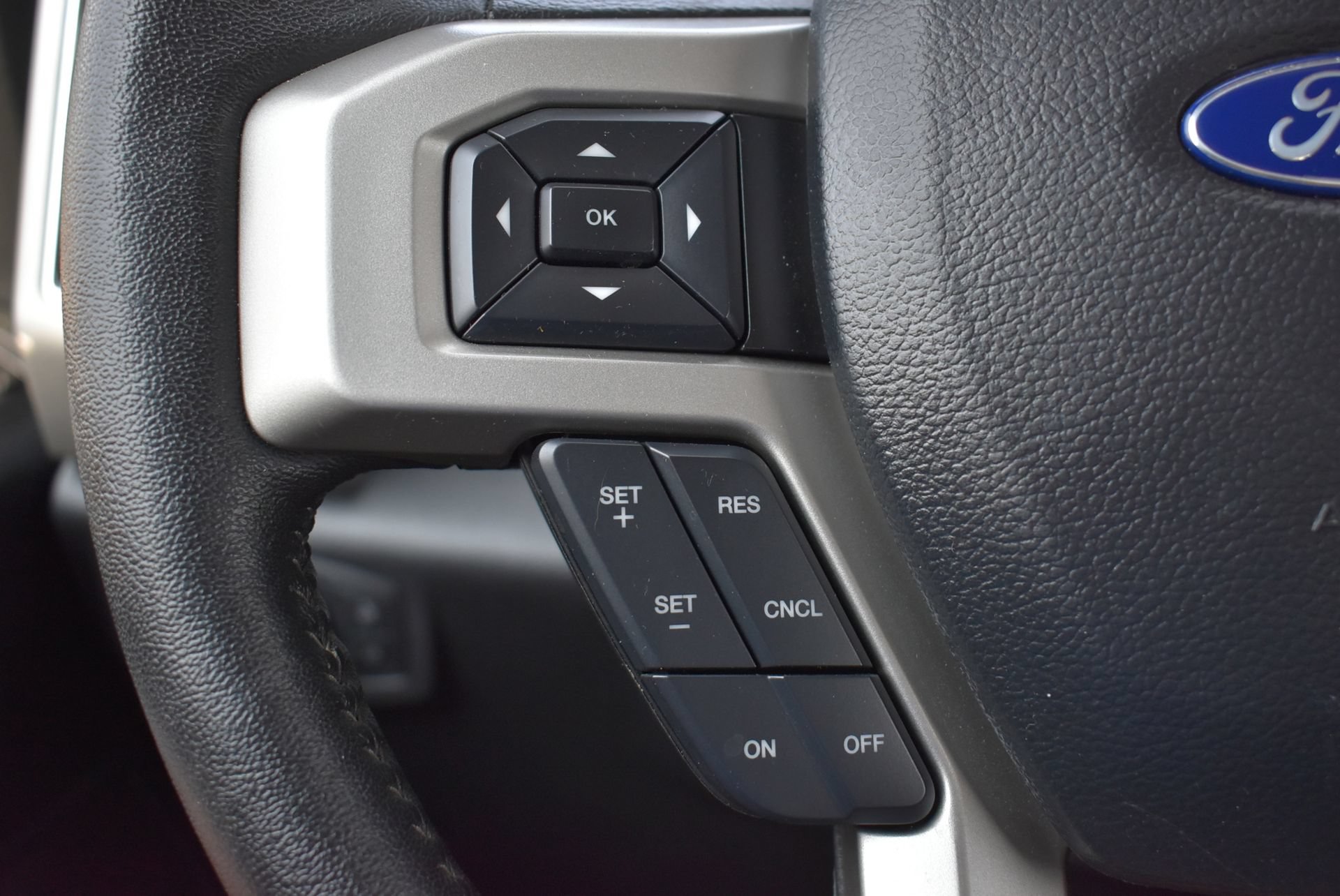 Used 2019 Ford F350 Lariat w/ Lariat Ultimate Package AWD/4WD image 21