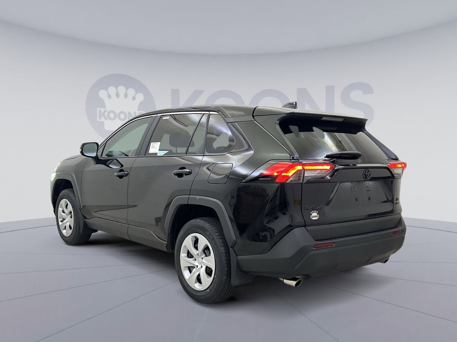 New 2025 Toyota RAV4 LE image 4