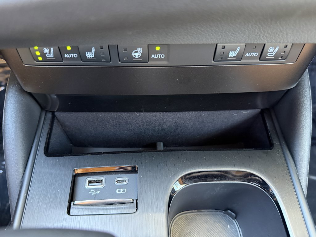 Used 2025 Lexus ES 350 w/ Premium Package image 27