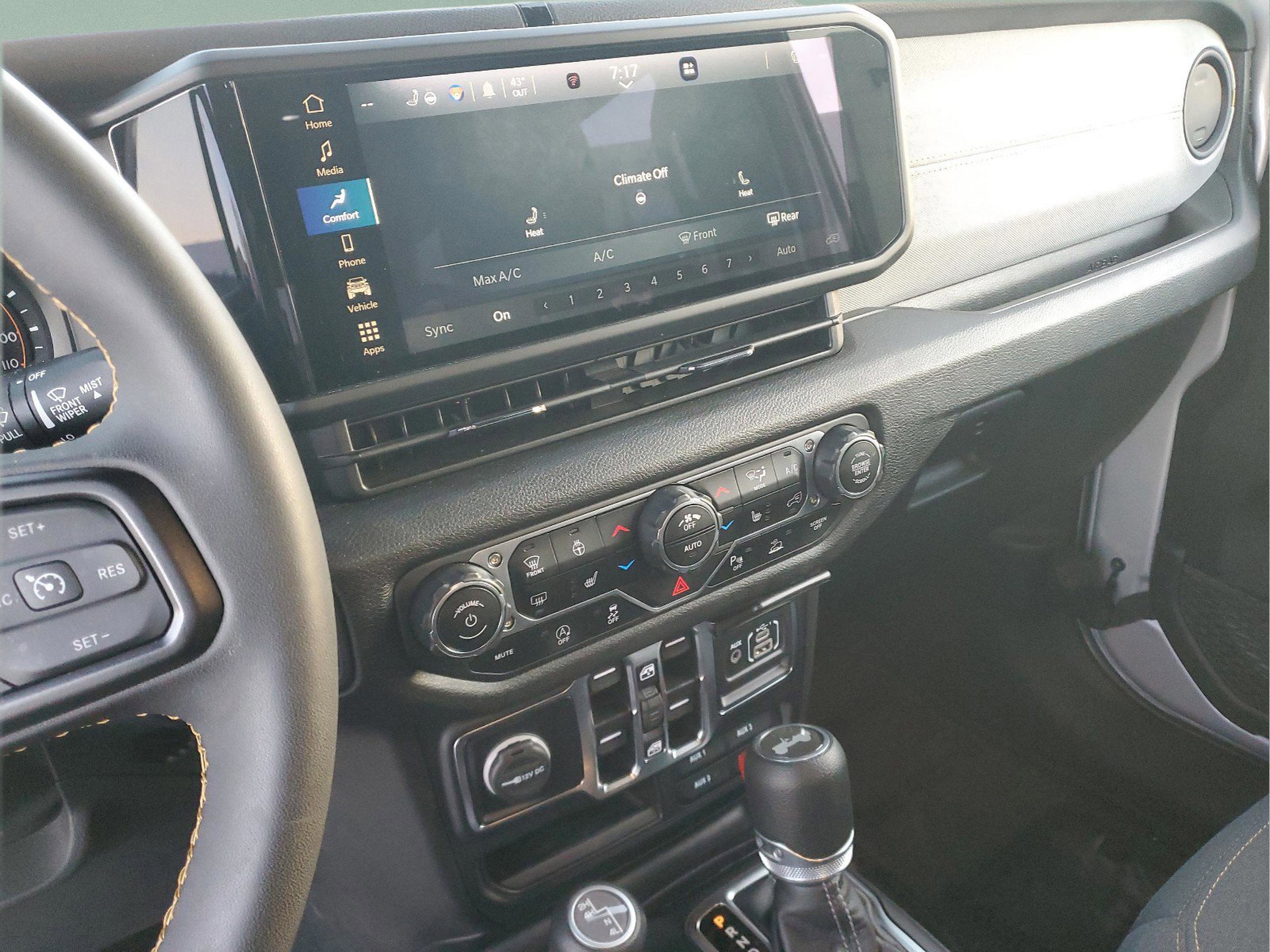 Certified 2024 Jeep Wrangler Sport S image 26