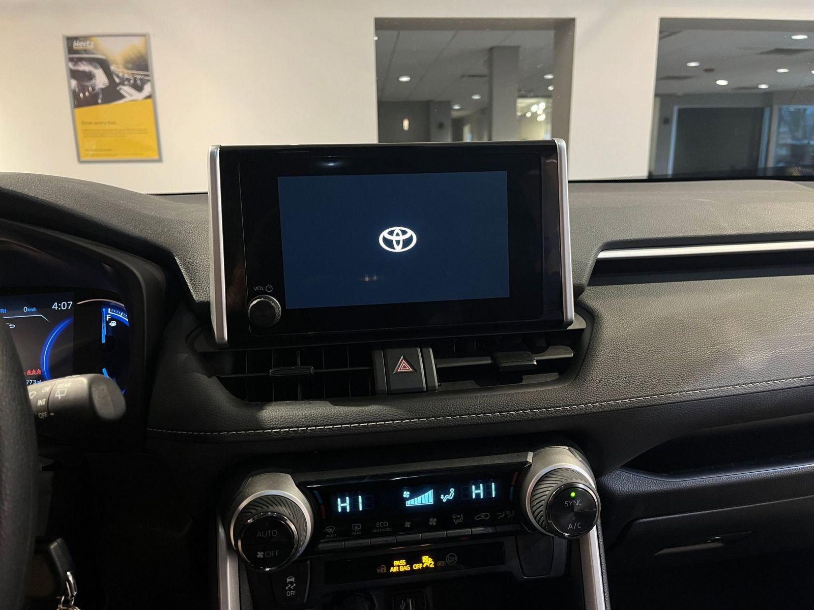 Used 2025 Toyota RAV4 LE image 21