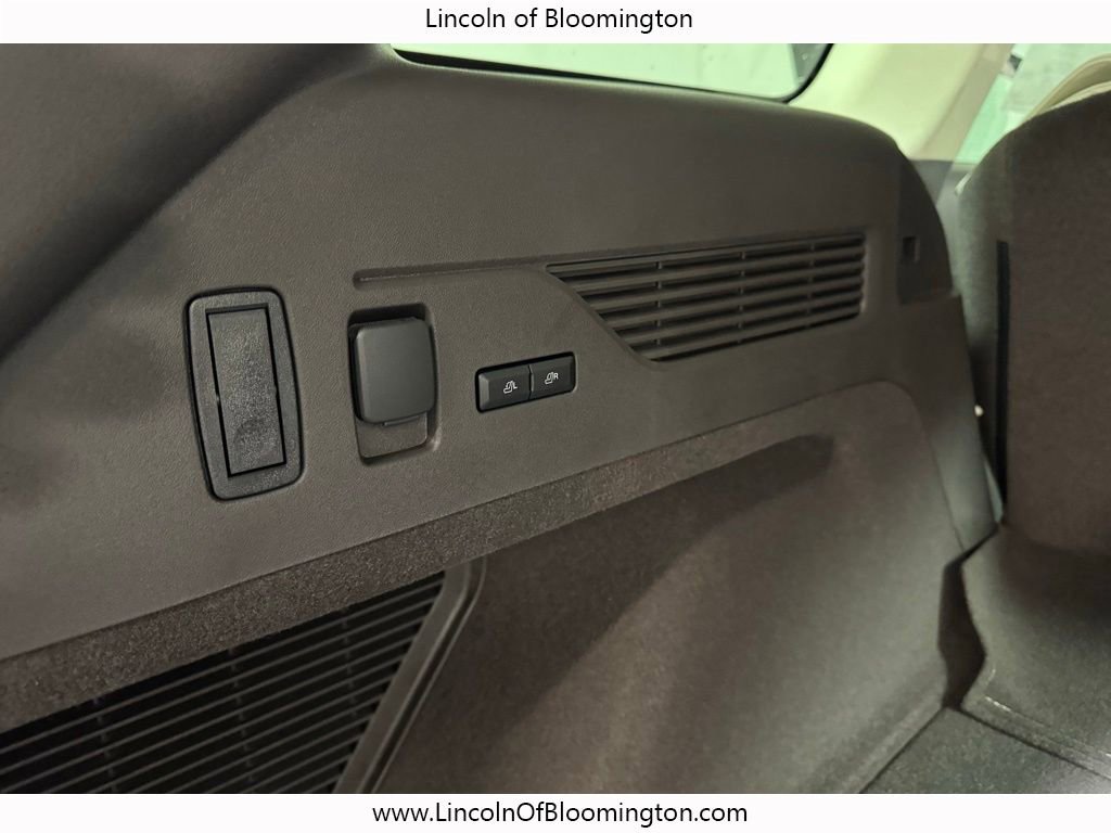 New 2026 Lincoln Nautilus Black Label image 70