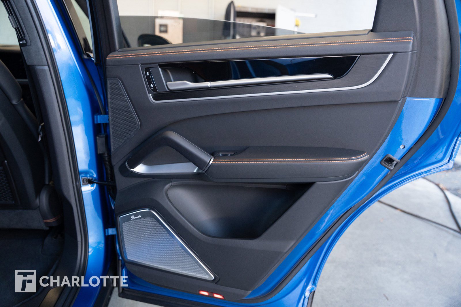 Used 2024 Porsche Cayenne Turbo GT image 35