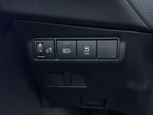 New 2026 Toyota Corolla Cross LE FWD image 20