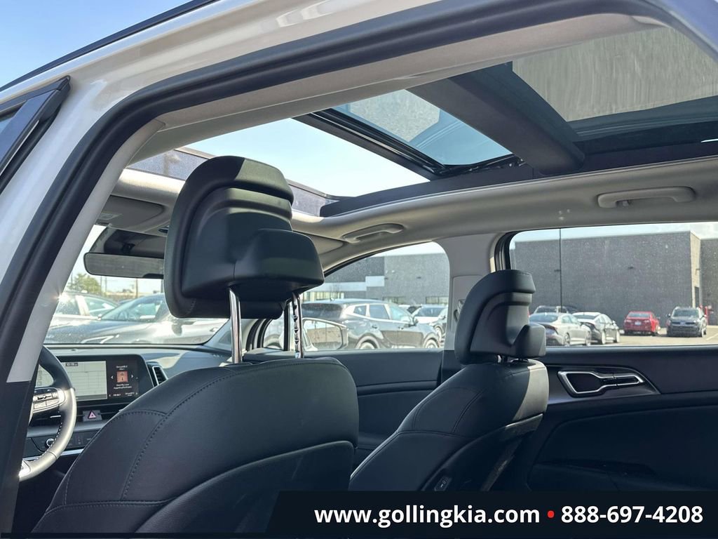 Certified 2025 Kia Sportage EX w/ EX Premium Package image 14
