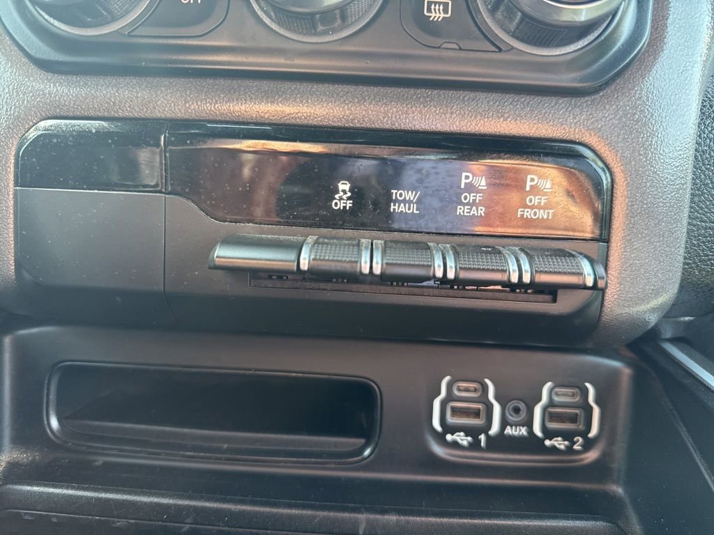 Used 2021 RAM 1500 Big Horn AWD/4WD image 38