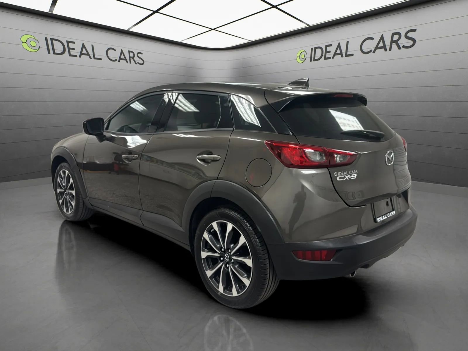 Used 2019 MAZDA CX-3 Touring w/ Preferred Equipment Package FWD image 3