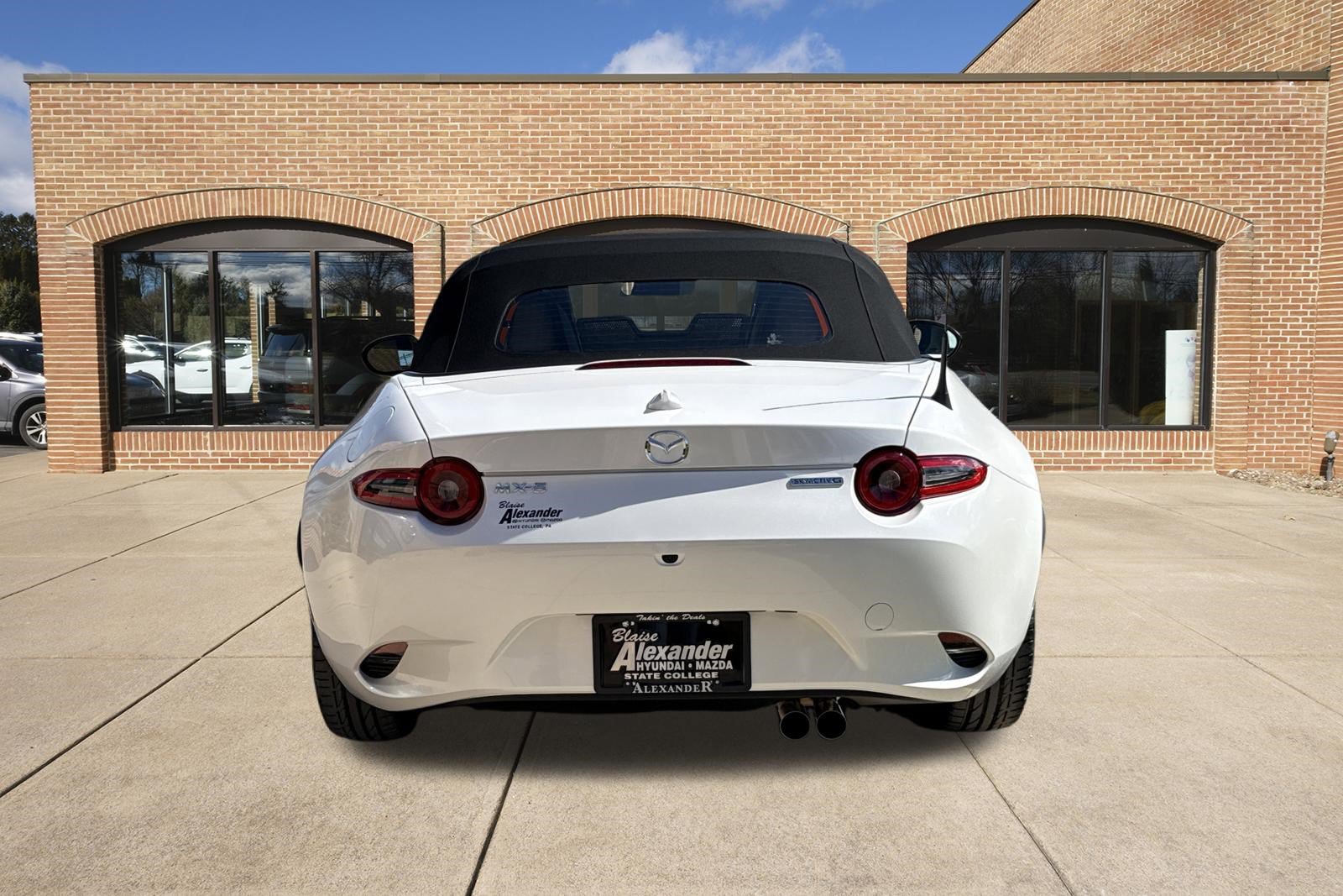 New 2026 MAZDA MX-5 Miata Grand Touring RWD image 4