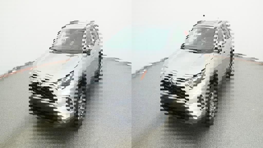 New 2025 Toyota RAV4 XLE image 16