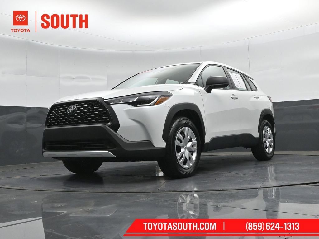 Used 2024 Toyota Corolla Cross L AWD/4WD image 39