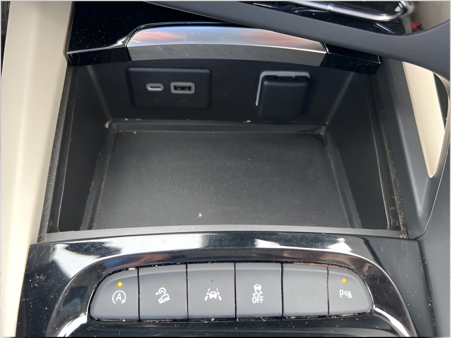 Used 2022 Buick Envision Preferred image 13