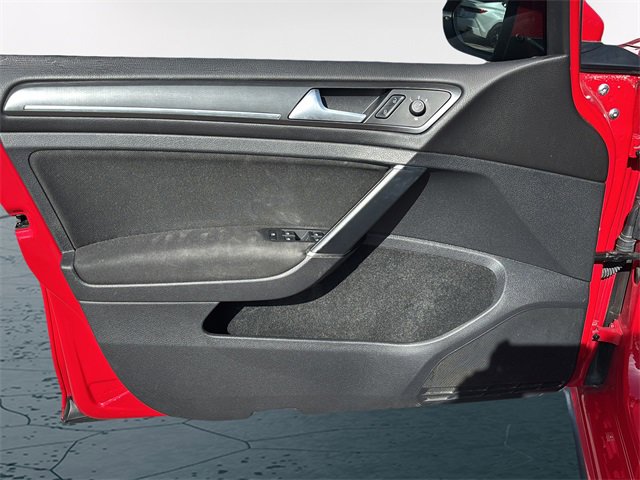 Used 2018 Volkswagen GTI S image 19