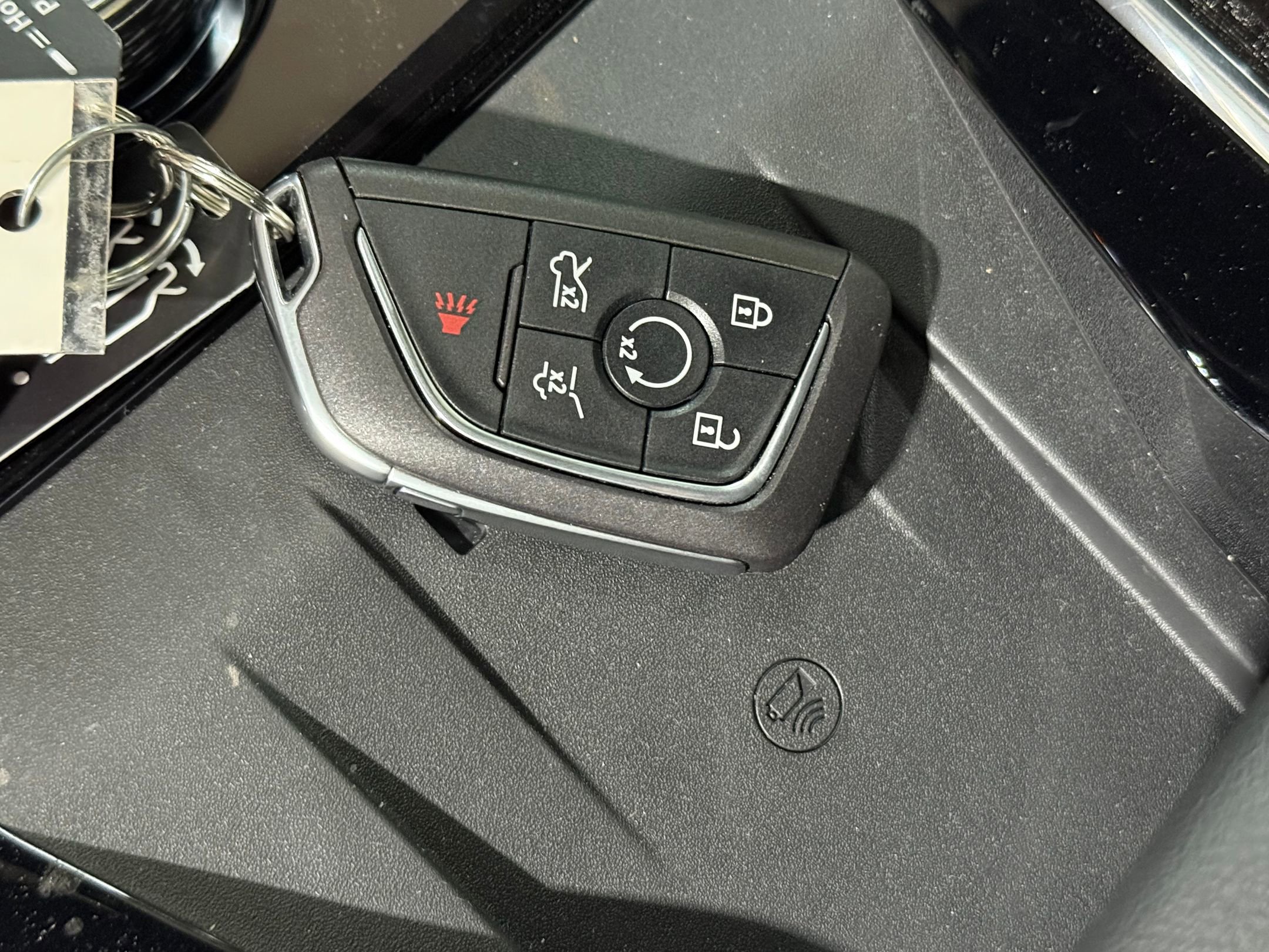 New 2026 Cadillac Escalade IQ Sport 1 w/ LPO, Floor Liner Package image 39