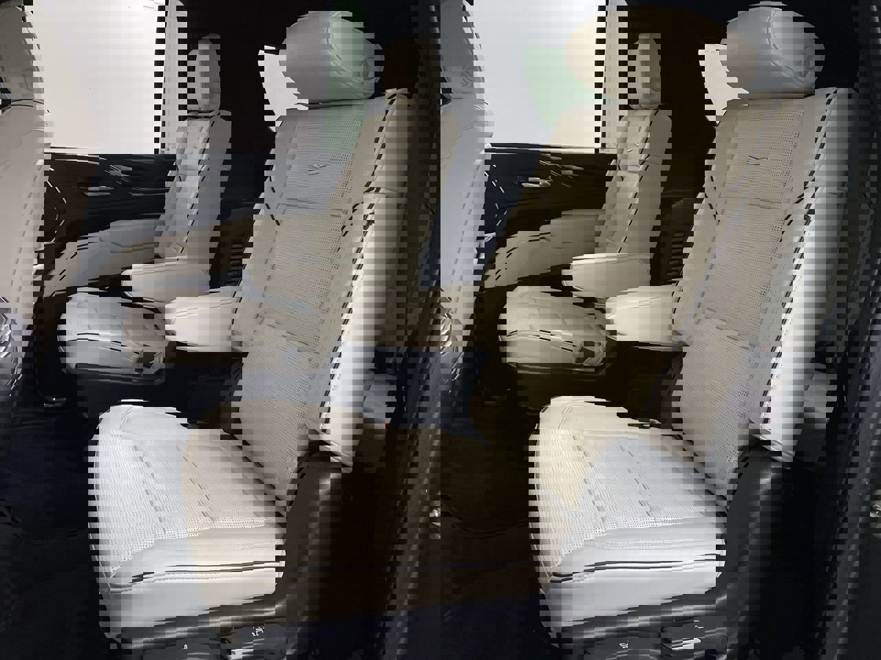 Used 2022 Cadillac Escalade ESV Sport image 21