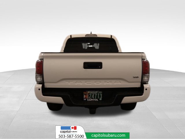 Used 2022 Toyota Tacoma TRD Off-Road w/ Technology Package AWD/4WD image 4