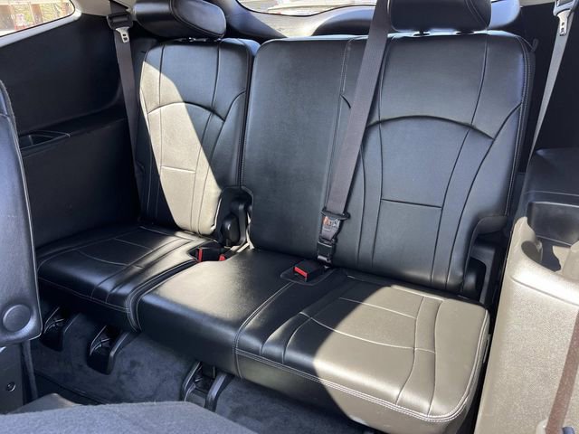 Used 2021 Buick Enclave Avenir w/ Avenir Technology Package image 21