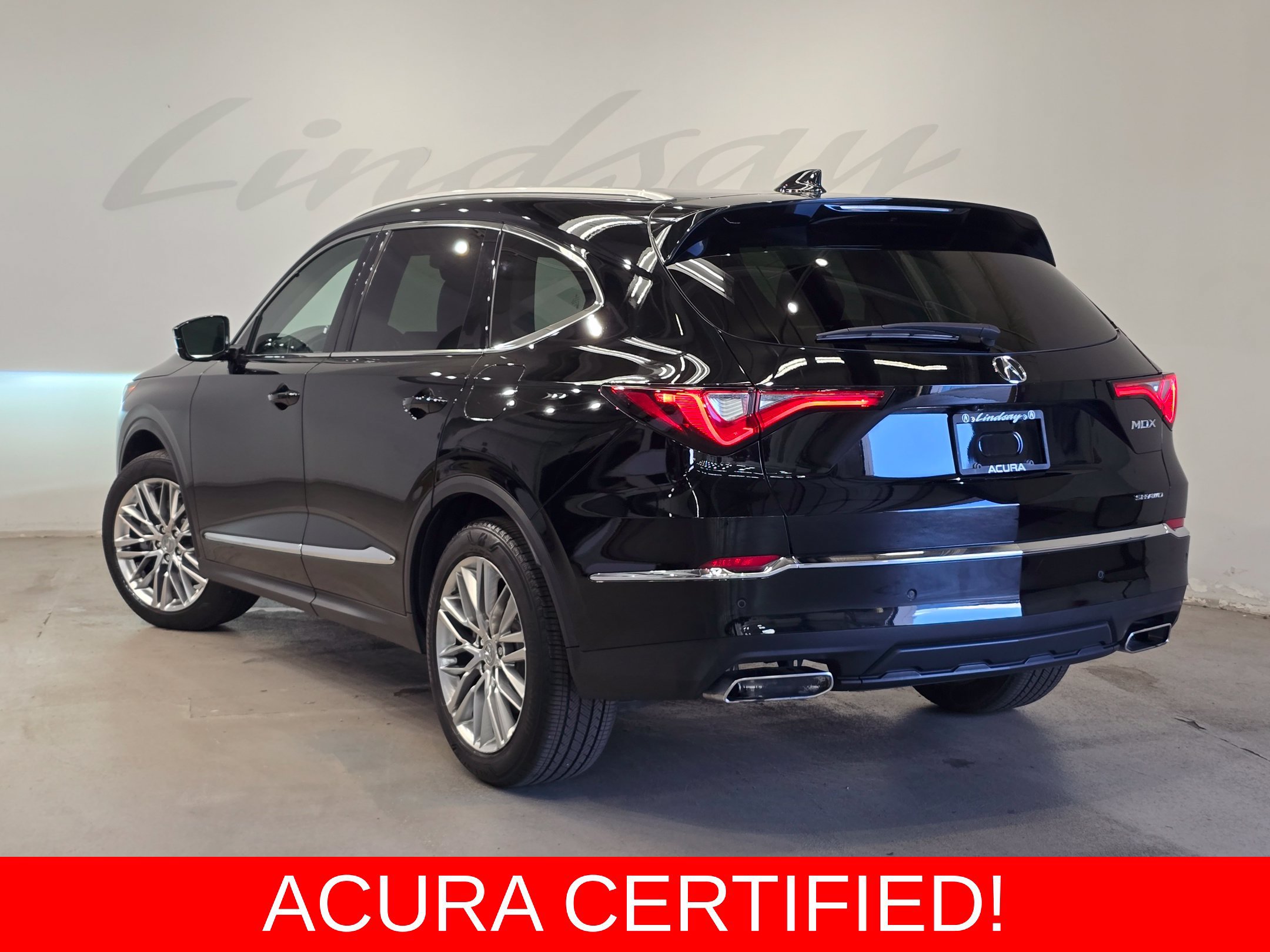 Certified 2024 Acura MDX w/ Advance Package AWD/4WD image 4
