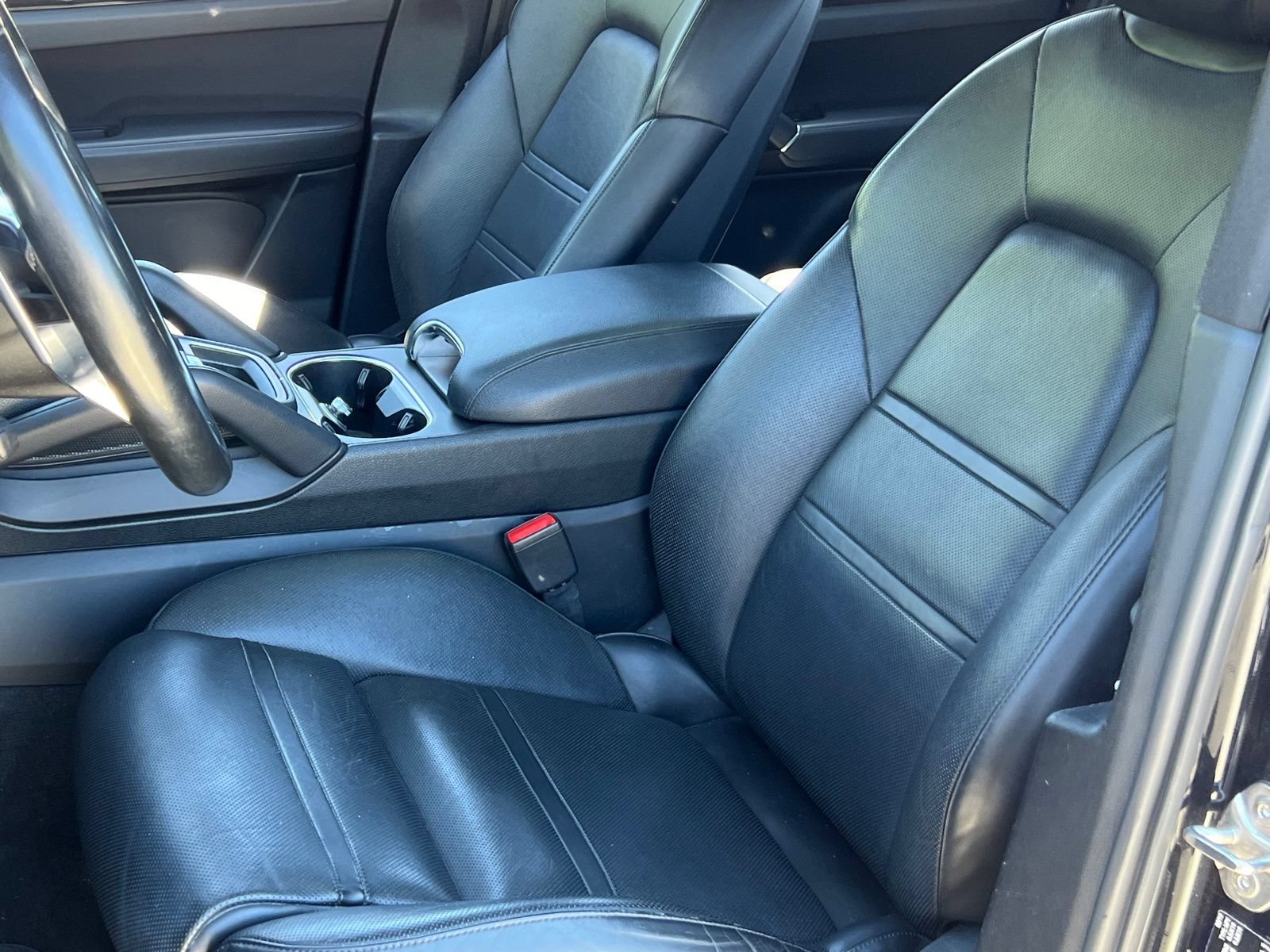 Certified 2019 Porsche Cayenne AWD/4WD image 5