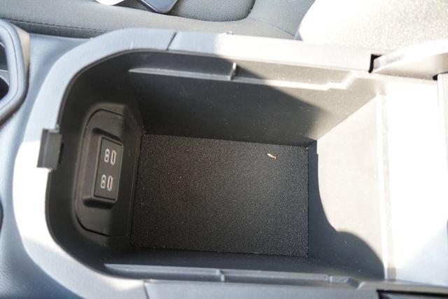 Used 2024 Toyota RAV4 XLE FWD image 39