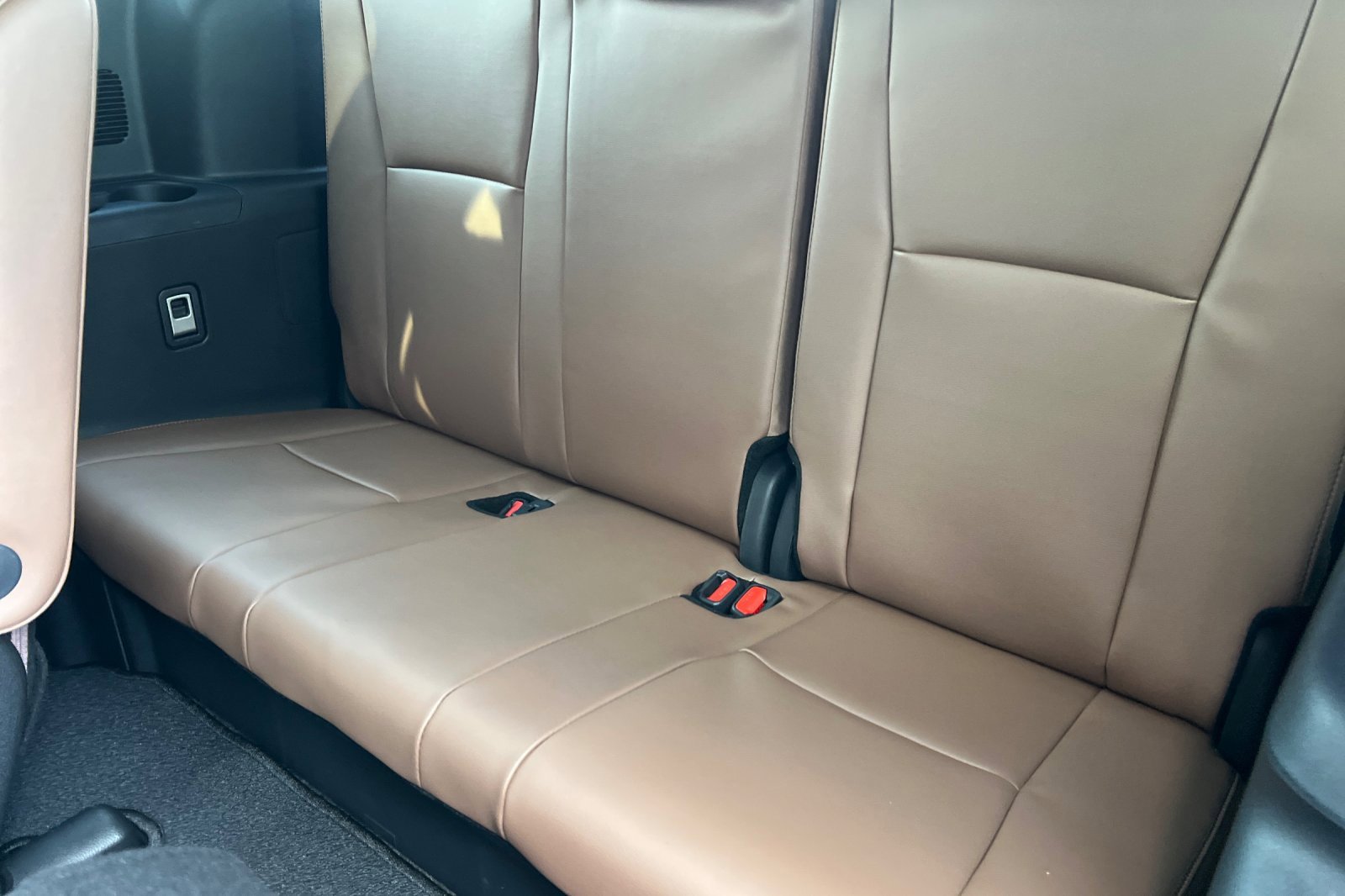 New 2025 Toyota Highlander XLE image 12