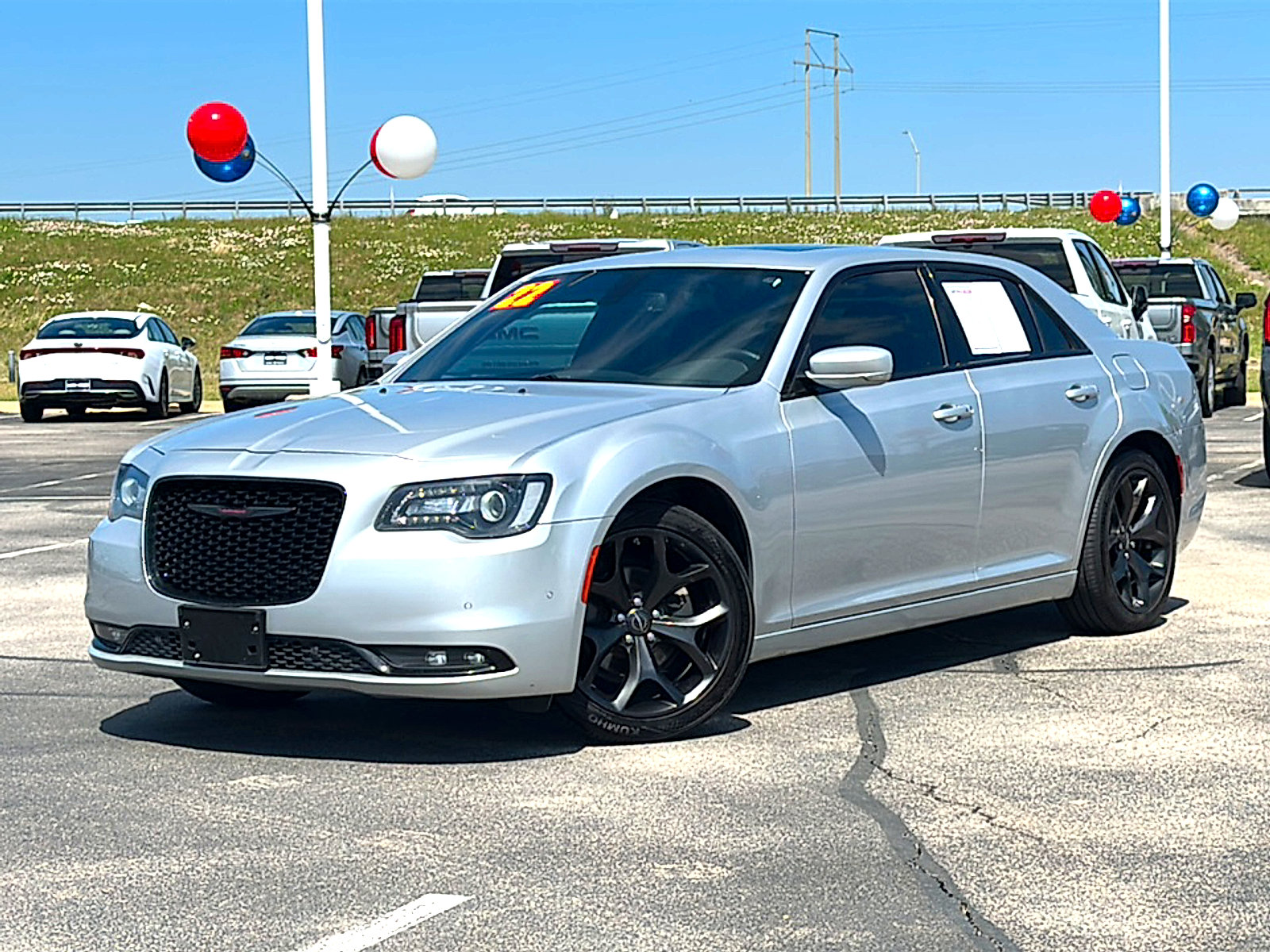 Used 2022 Chrysler 300 S image 2