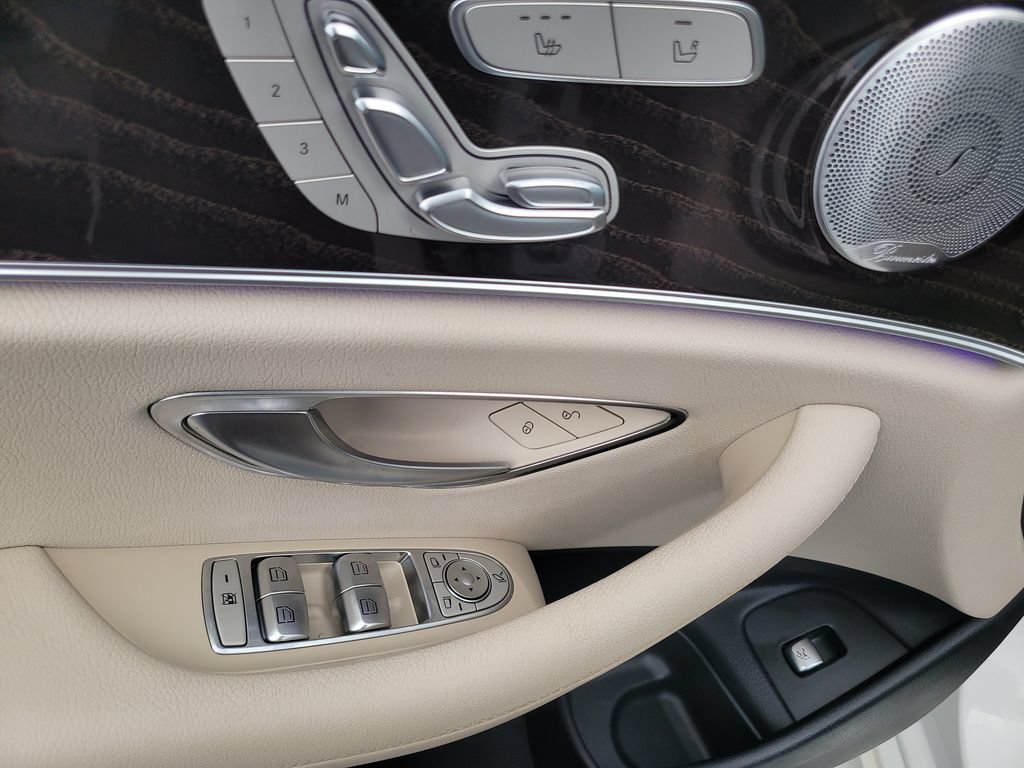 Used 2019 Mercedes-Benz E 300 image 15