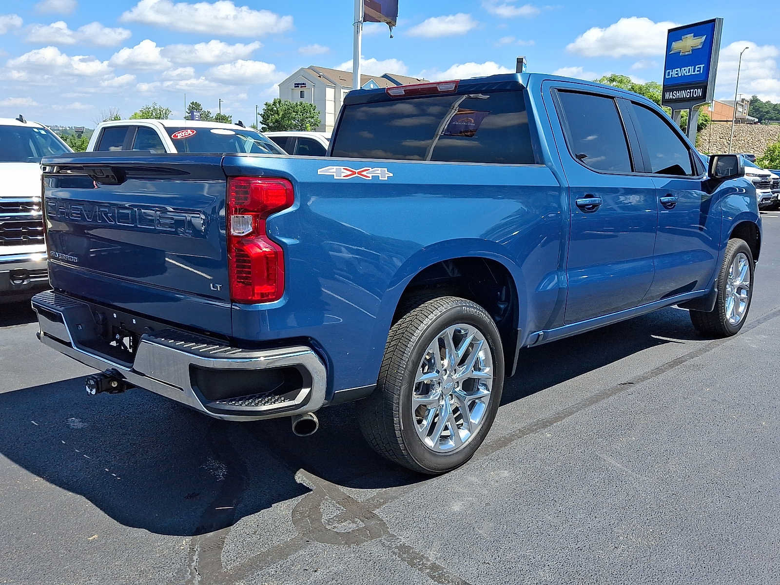 Used 2024 Chevrolet Silverado 1500 LT w/ LPO, Chrome Package AWD/4WD image 6