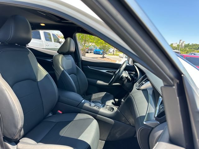Used 2025 INFINITI QX55 Essential AWD/4WD image 32