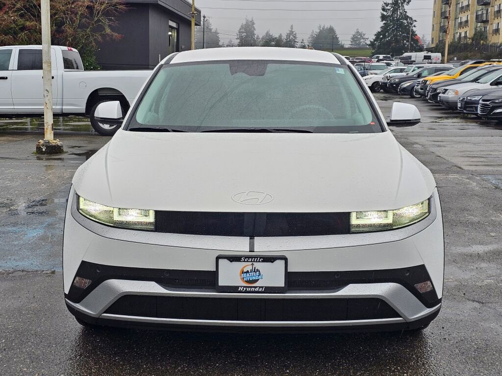 Used 2026 Hyundai Ioniq 5 SEL image 2
