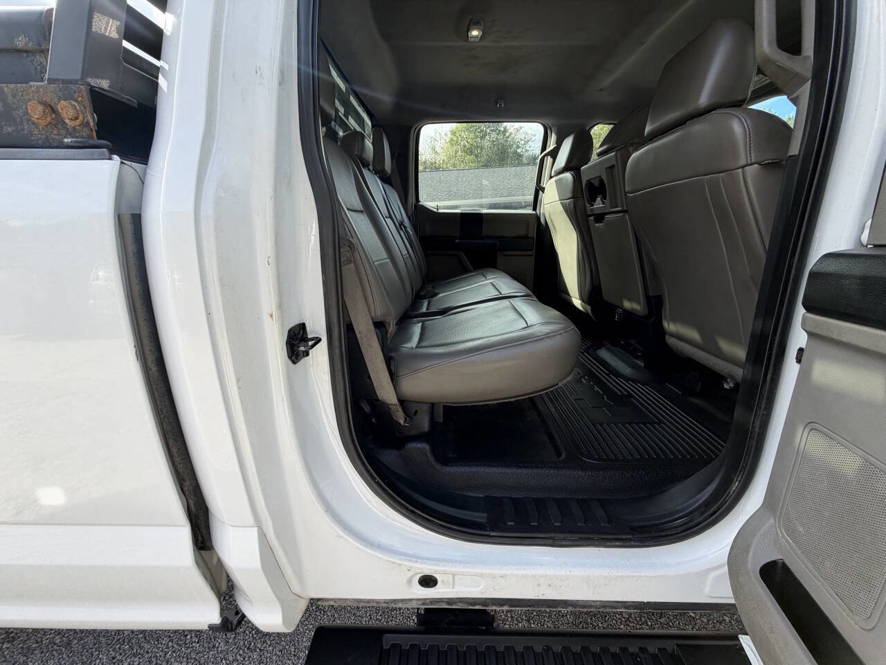 Used 2018 Ford F250 XL w/ Power Equipment Group image 18